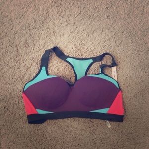 Sports bra